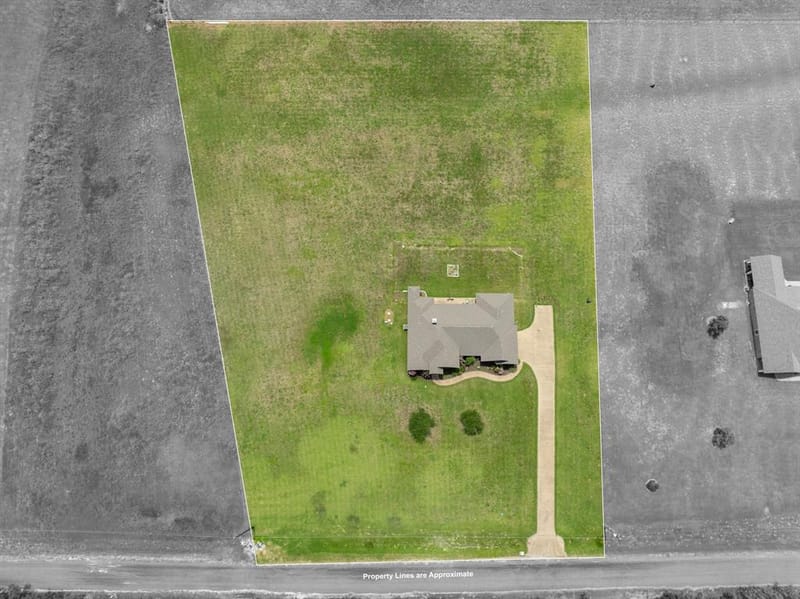 845 W County Line Road E, West TX 76691 - Photo 34