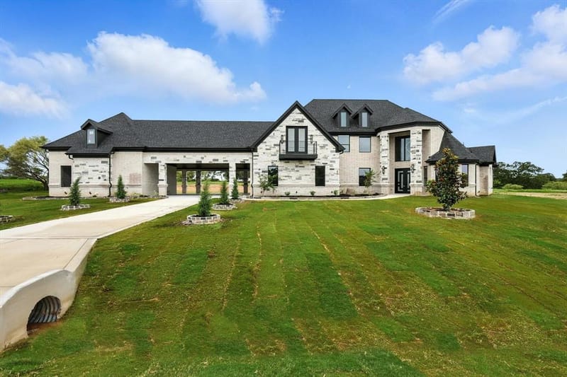 5005 Glenoaks Court, Weatherford TX 76088 - Photo 4