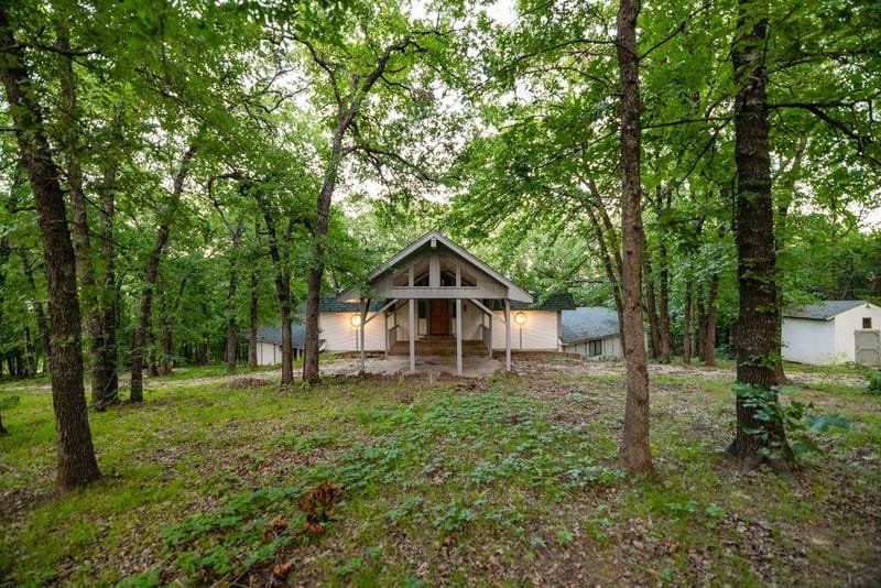 598 Stagecoach Trail, Denison TX 75021 - Photo 2