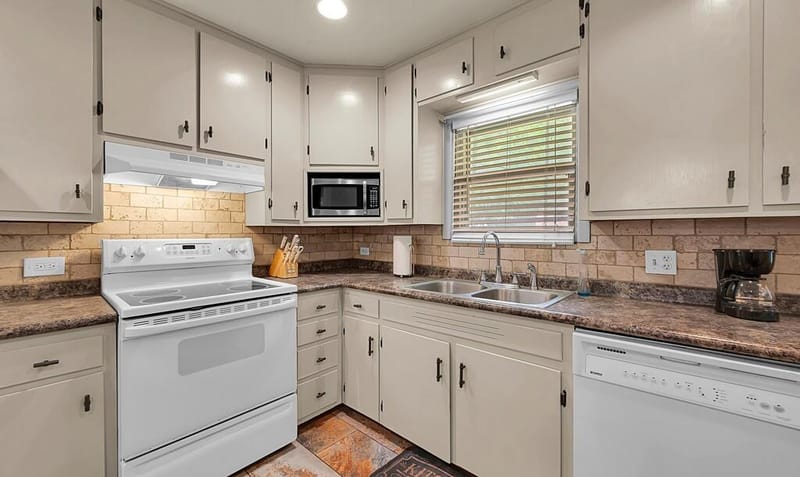 145 Darden Drive, Robinson TX 76706 - Photo 8