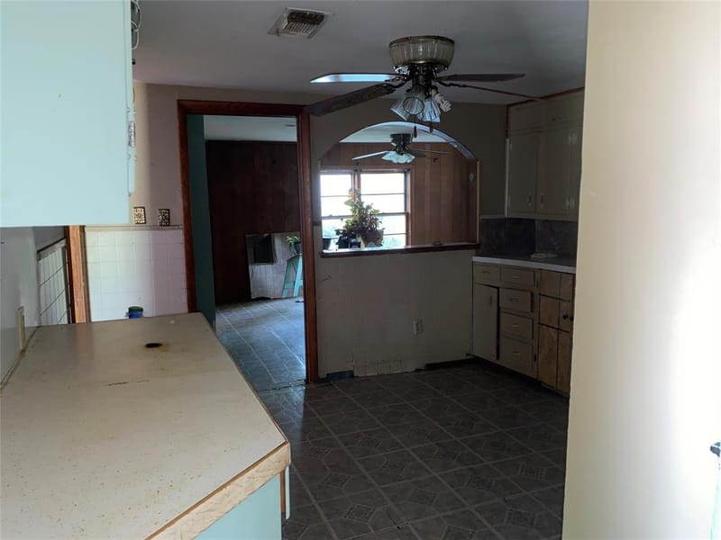 815/811/817 W 12th Street # 815, Bonham TX 75418 - Photo 9