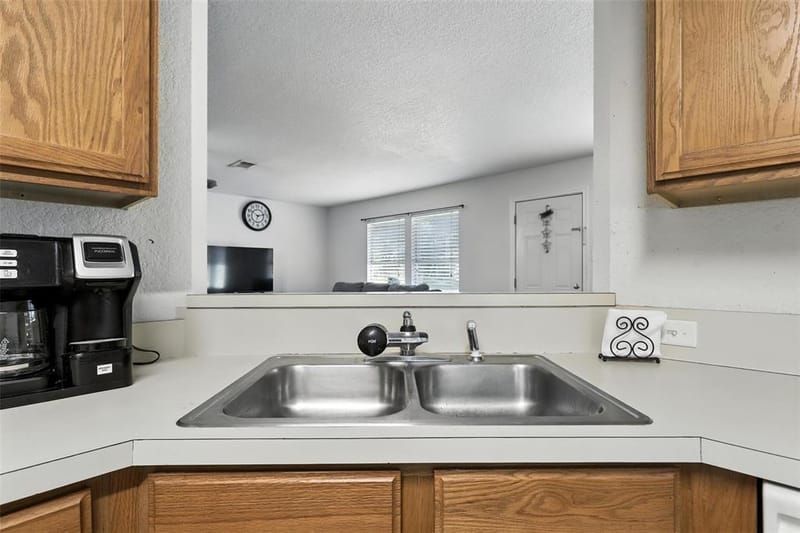 6204 Kelly Drive, Granbury TX 76048 - Photo 13