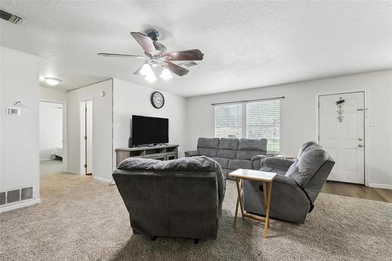 6204 Kelly Drive, Granbury TX 76048 - Photo 17