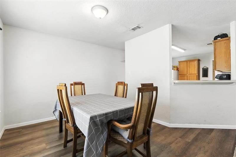 6204 Kelly Drive, Granbury TX 76048 - Photo 7