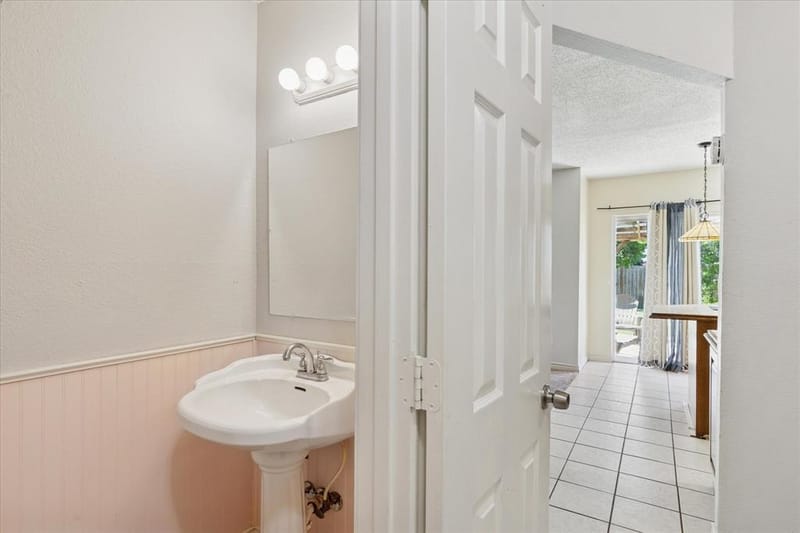 2528 Creekwood Lane, Fort Worth TX 76123 - Photo 15