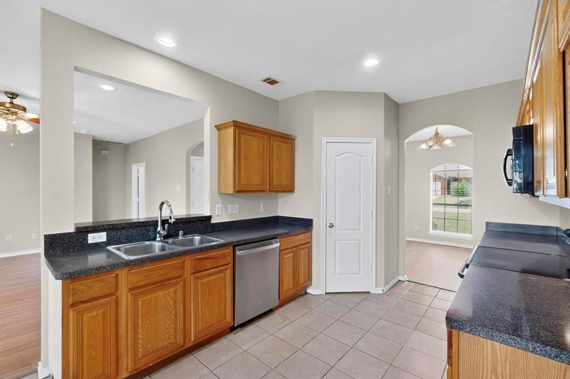 805 Brandon Drive, Seagoville TX 75159 - Photo 13