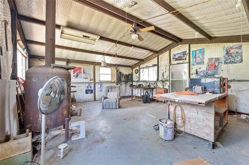 601 Country Oaks Lane, Brownwood TX 76801 - Photo 17