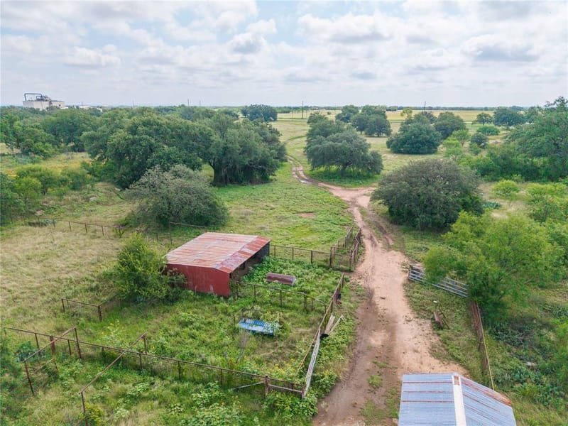 601 Country Oaks Lane, Brownwood TX 76801 - Photo 32