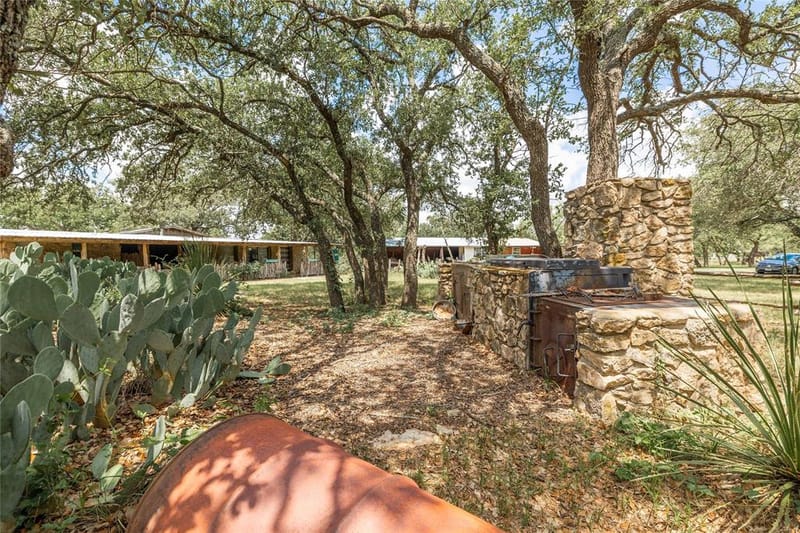601 Country Oaks Lane, Brownwood TX 76801 - Photo 21