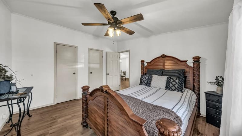 221 Briar Oaks Drive, Azle TX 76020 - Photo 17
