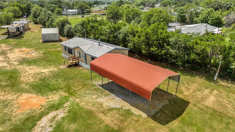 221 Briar Oaks Drive, Azle TX 76020 - Photo 28