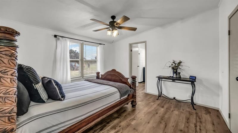 221 Briar Oaks Drive, Azle TX 76020 - Photo 18