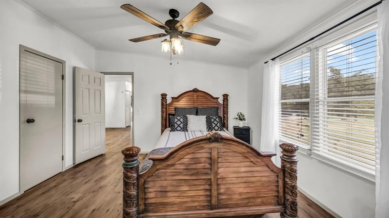 221 Briar Oaks Drive, Azle TX 76020 - Photo 19