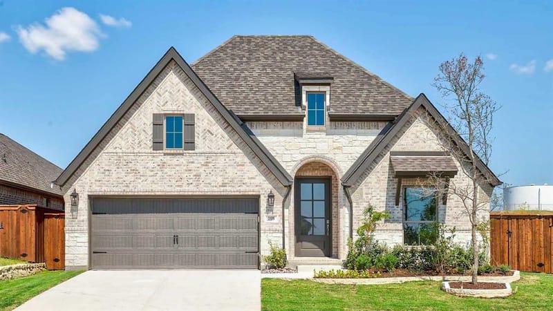 108 Tierra Blanca Lane, Rhome TX 76078