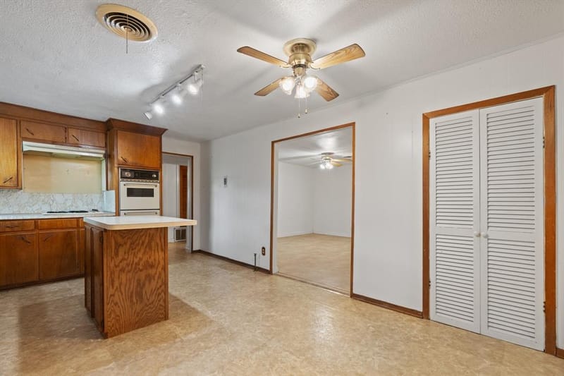 3501 County Road 312, Cleburne TX 76031 - Photo 15