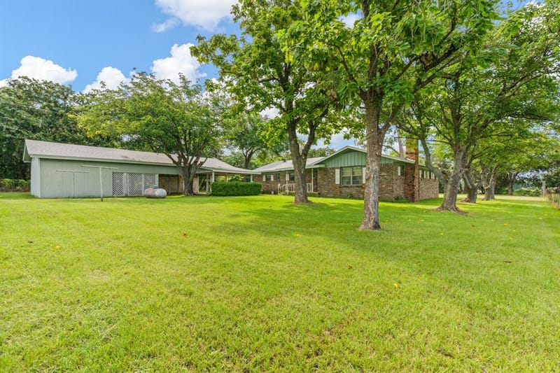 3501 County Road 312, Cleburne TX 76031 - Photo 29