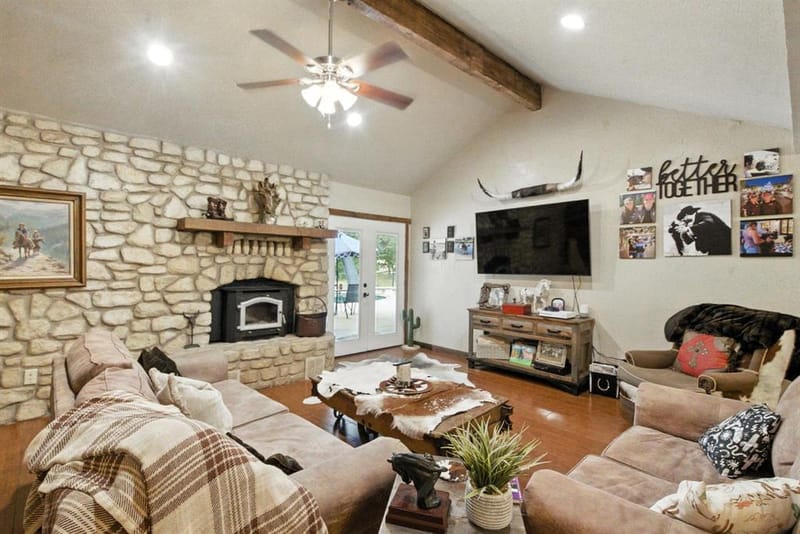 622 Harmony Circle, Weatherford TX 76087 - Photo 6