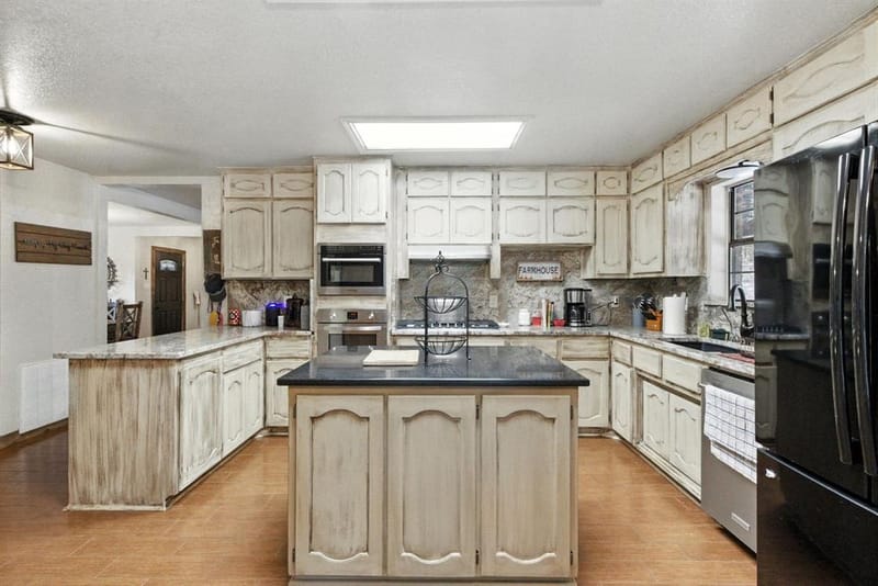 622 Harmony Circle, Weatherford TX 76087 - Photo 10