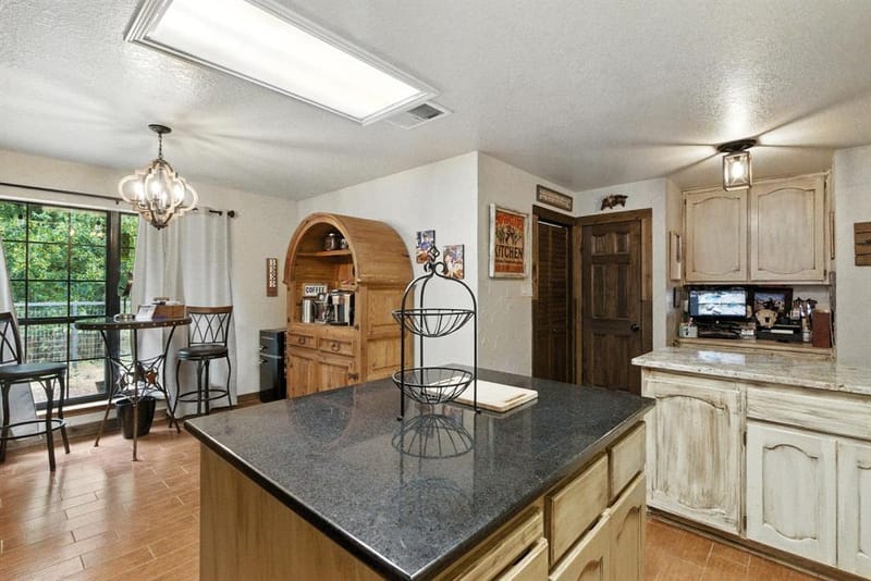 622 Harmony Circle, Weatherford TX 76087 - Photo 11
