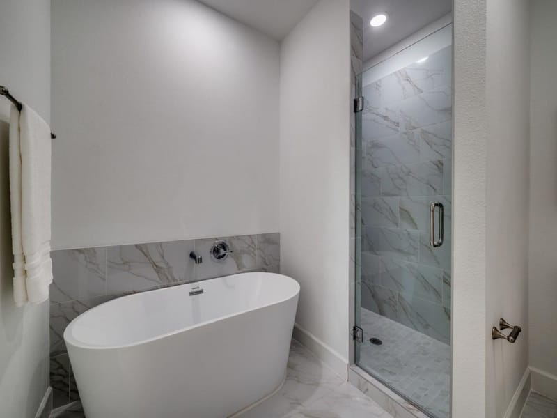 5613 Woodlands Drive, The Colony TX 75056 - Photo 16