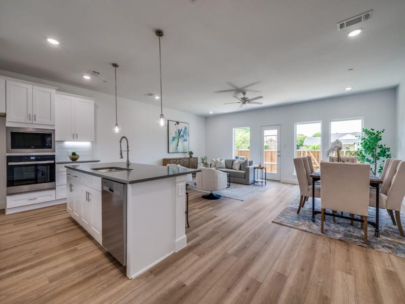 5613 Woodlands Drive, The Colony TX 75056 - Photo 3