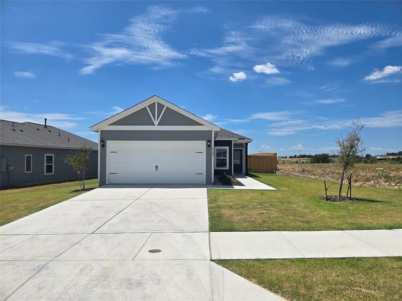8425 Wibaux Road, Ponder TX 76259 - Photo 2