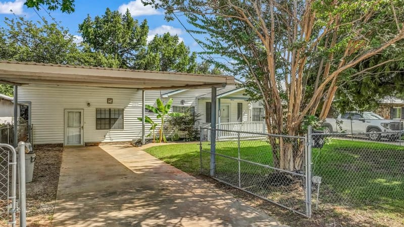 4317 Basswood Court, Granbury TX 76049 - Photo 8