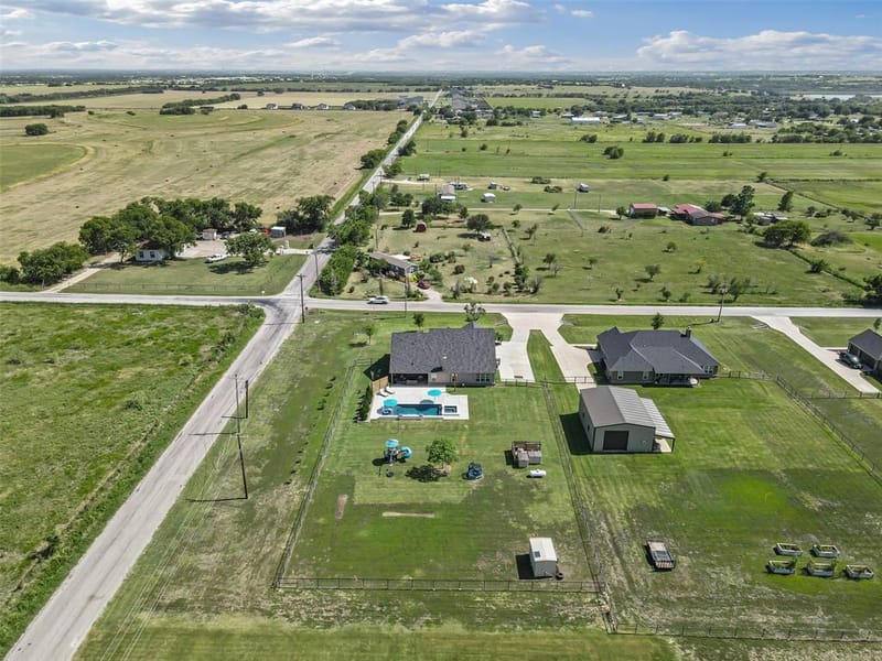 3822 View Road, Sanger TX 76266 - Photo 34