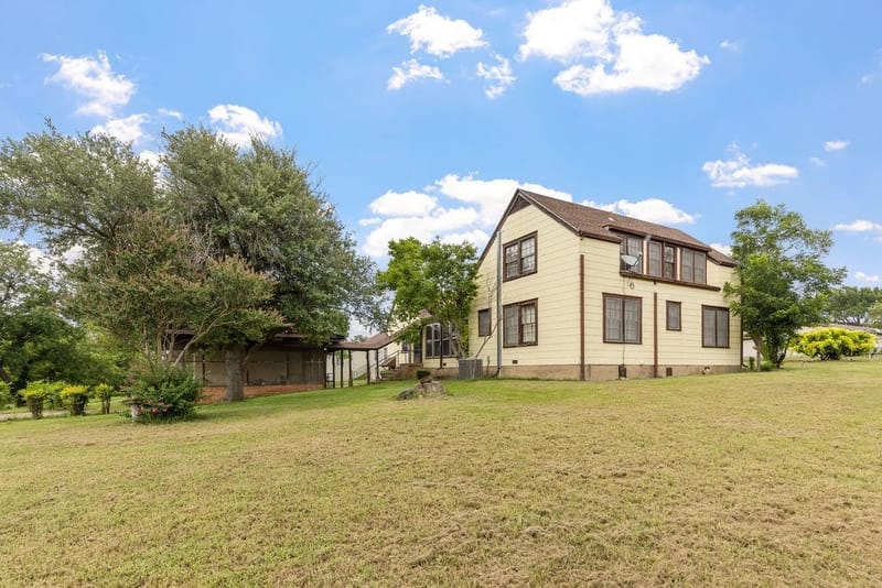 701 5th Street, Honey Grove TX 75446 - Photo 33