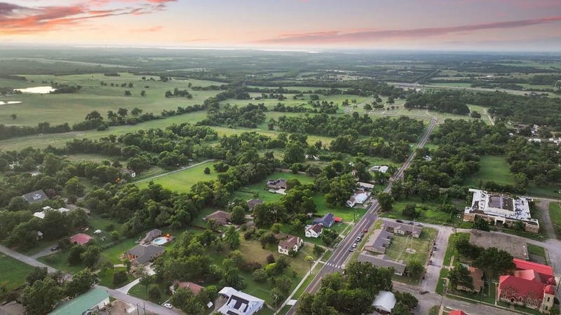 701 5th Street, Honey Grove TX 75446 - Photo 35