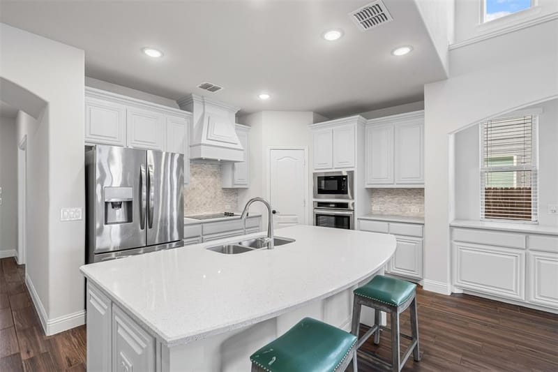 520 Ridgewater Trail, Fort Worth TX 76131 - Photo 8