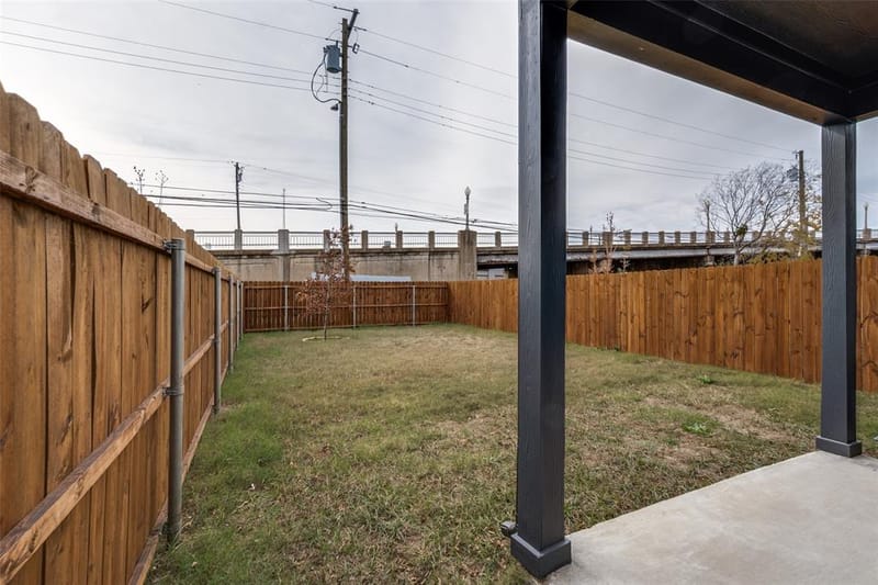 2414 Merlin Street, Dallas TX 75215 - Photo 14