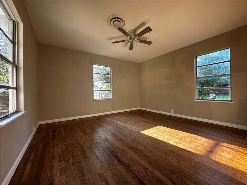 400 E Liberty Street, Pilot Point TX 76258 - Photo 2