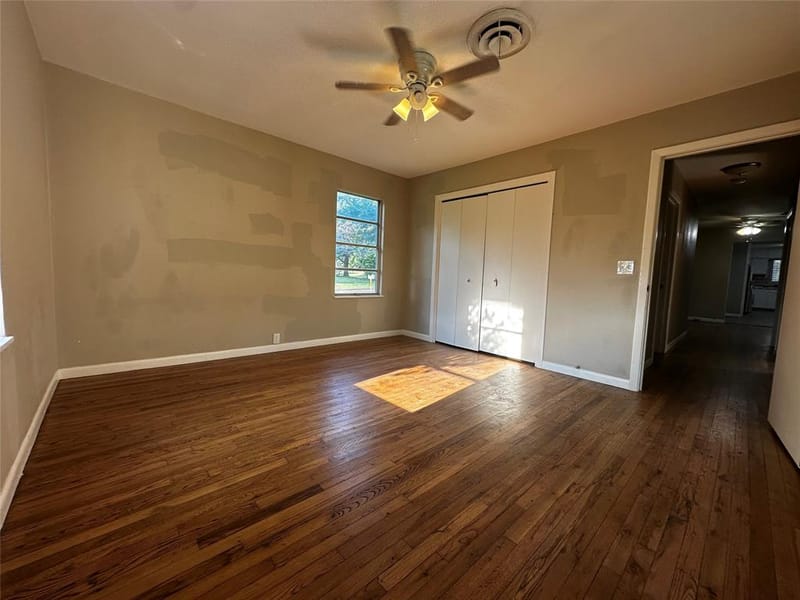 400 E Liberty Street, Pilot Point TX 76258 - Photo 6