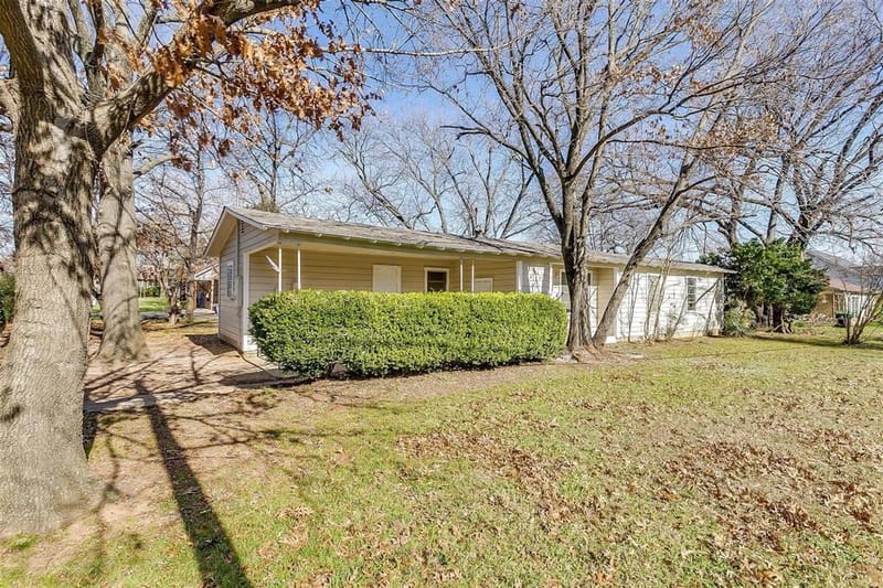 400 E Liberty Street, Pilot Point TX 76258