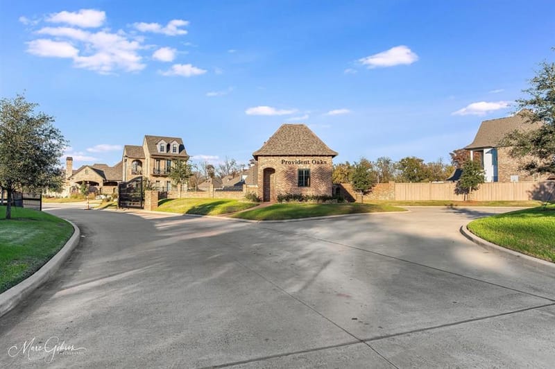 305 Nightfall Court, Bossier City LA 71111 - Photo 3
