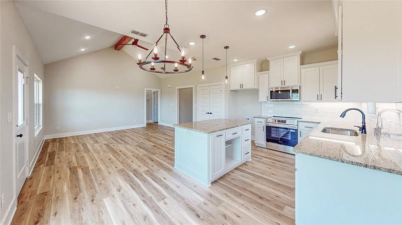 130 Crescent Street, Bullard TX 75757 - Photo 2