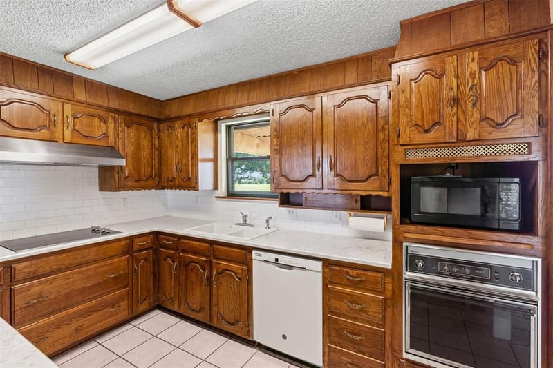 237 Hcr 1444, Blum TX 76627 - Photo 15