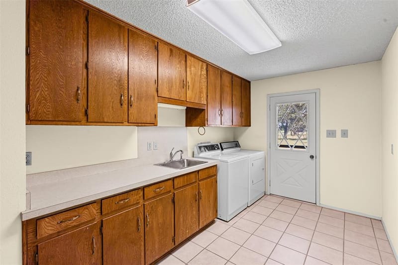 237 Hcr 1444, Blum TX 76627 - Photo 19