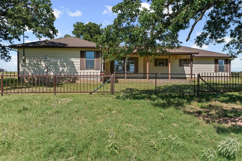237 Hcr 1444, Blum TX 76627 - Photo 25