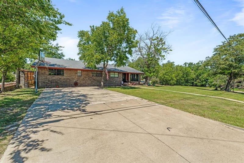 810 Alexander Road, Stephenville TX 76401 - Photo 7