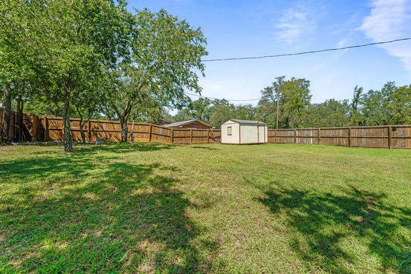 810 Alexander Road, Stephenville TX 76401 - Photo 3