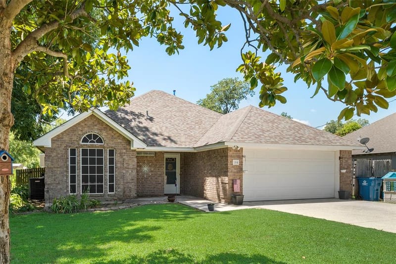 104 E North Street, Aubrey TX 76227