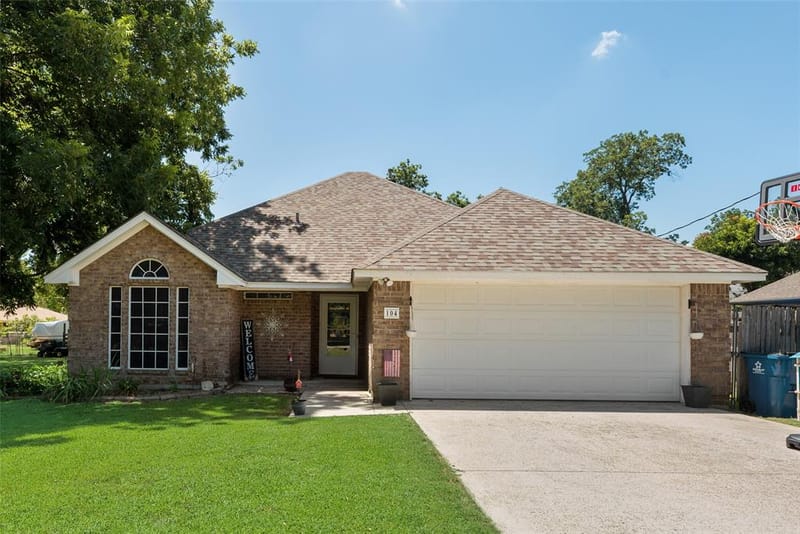 104 E North Street, Aubrey TX 76227 - Photo 4