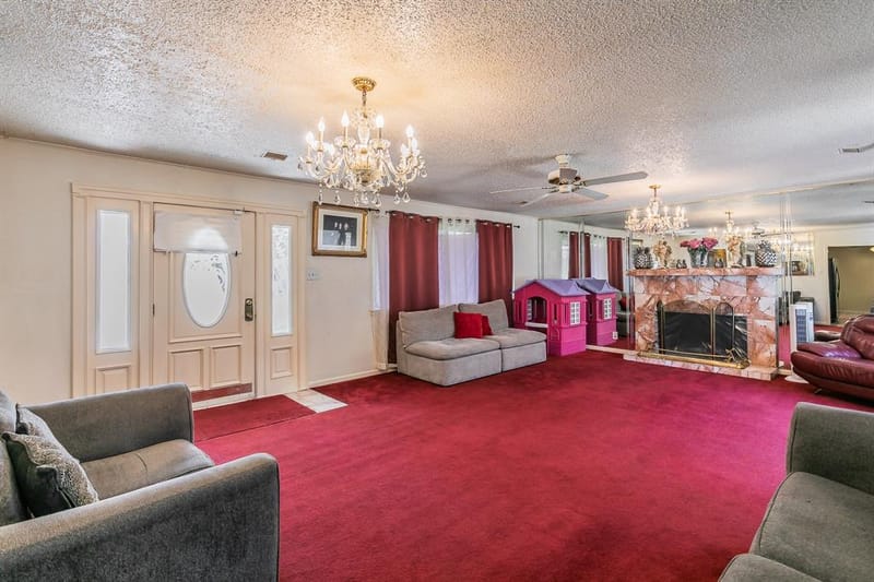 6207 Lyndon B Johnson Freeway, Dallas TX 75240 - Photo 5