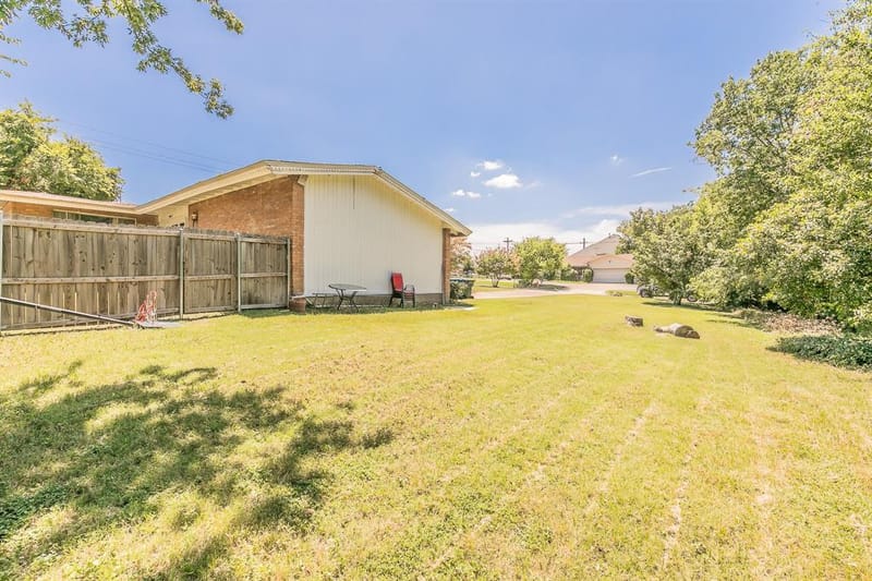 6207 Lyndon B Johnson Freeway, Dallas TX 75240 - Photo 37