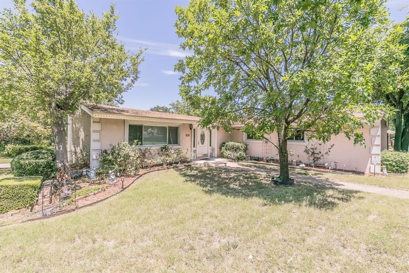 6207 Lyndon B Johnson Freeway, Dallas TX 75240 - Photo 4