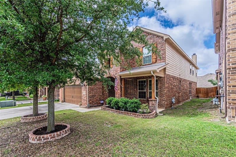 5721 Diamond Valley Drive, Fort Worth TX 76179