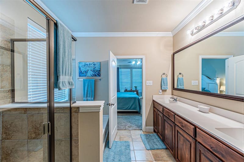 5721 Diamond Valley Drive, Fort Worth TX 76179 - Photo 11