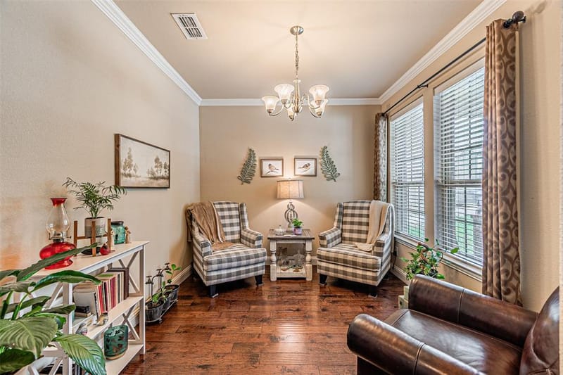 5721 Diamond Valley Drive, Fort Worth TX 76179 - Photo 4